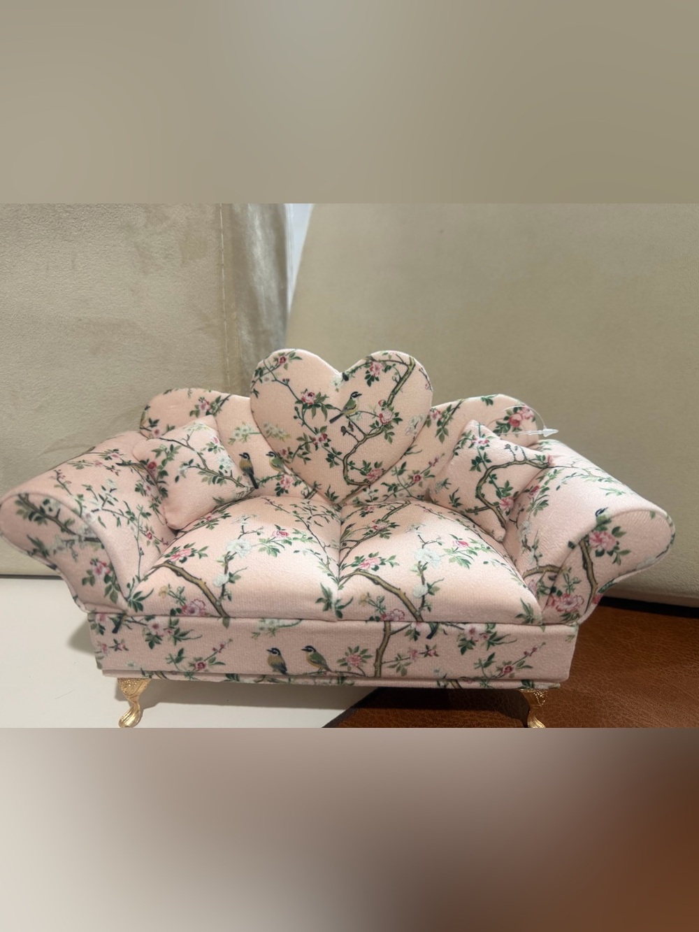 Jewelry box